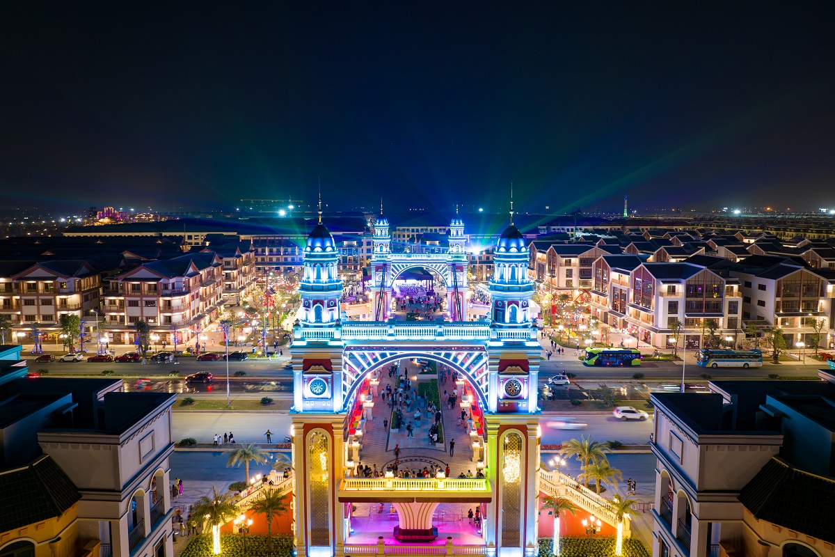 Loạt tác phẩm nghệ thuật và linh vật biểu tượng “đốn tim” giới mộ điệu tại phố Hàn K-Town